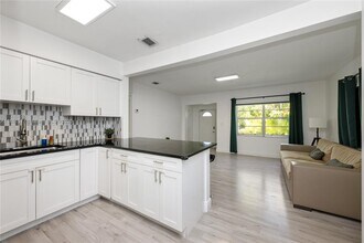 12215 NE 12th Pl in North Miami, FL - Building Photo - Building Photo