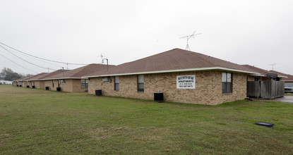 Westview in Mabank, TX - Building Photo - Building Photo