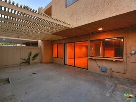 73800 Pinon Ct in Palm Desert, CA - Building Photo
