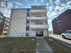 1181 Ellesmere Rd in Toronto, ON - Building Photo
