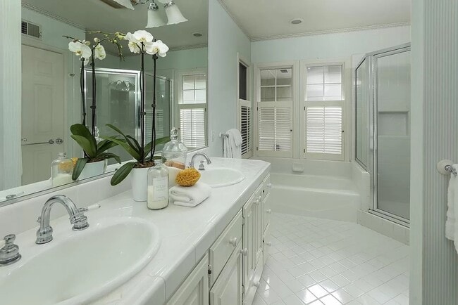 325 Arden Rd in Menlo Park, CA - Building Photo - Building Photo