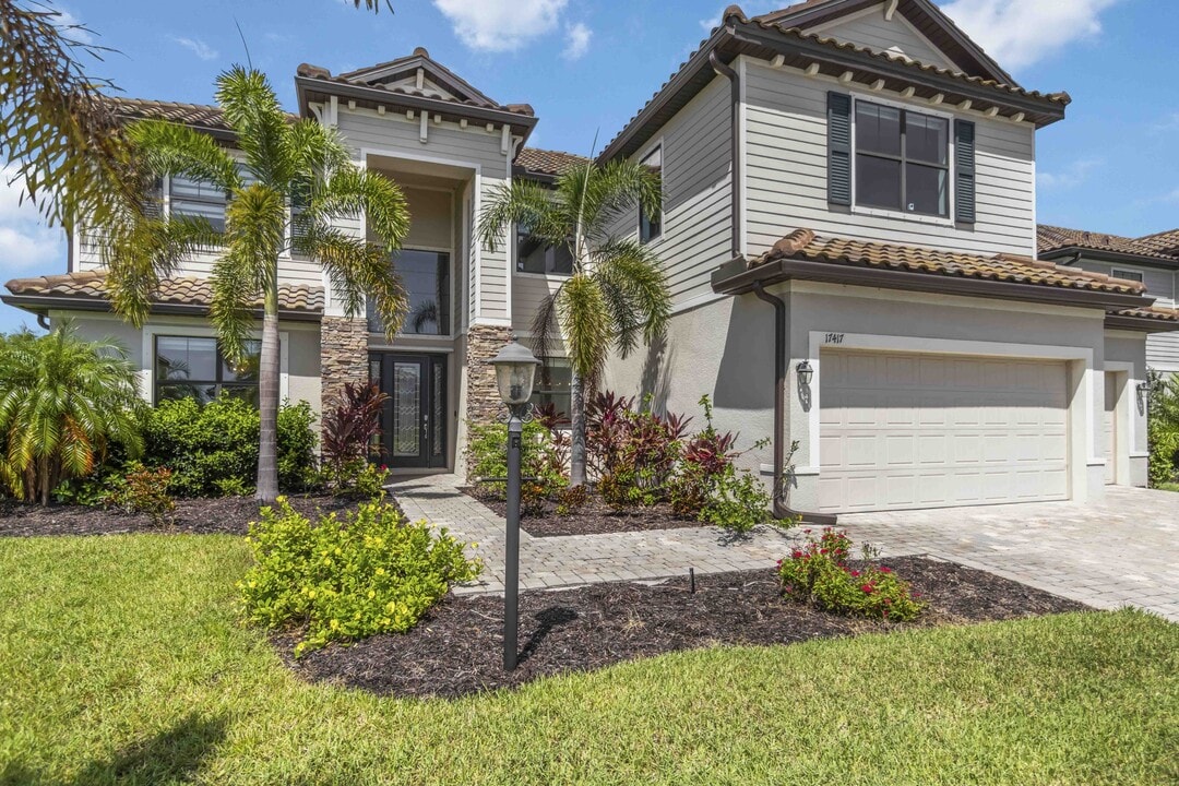 17417 Polo Trl in Bradenton, FL - Building Photo