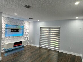 14307 SW 120th Ct in Miami, FL - Building Photo - Building Photo