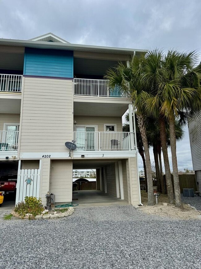 property at 4202 US-98