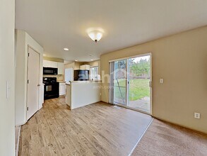 6304 88th Street Ct E in Puyallup, WA - Building Photo - Building Photo