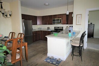 2 Regency Village Way in Merrimac, MA - Building Photo - Building Photo