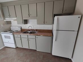 4405 Layola Ave in Rocky Mount, NC - Foto de edificio - Building Photo