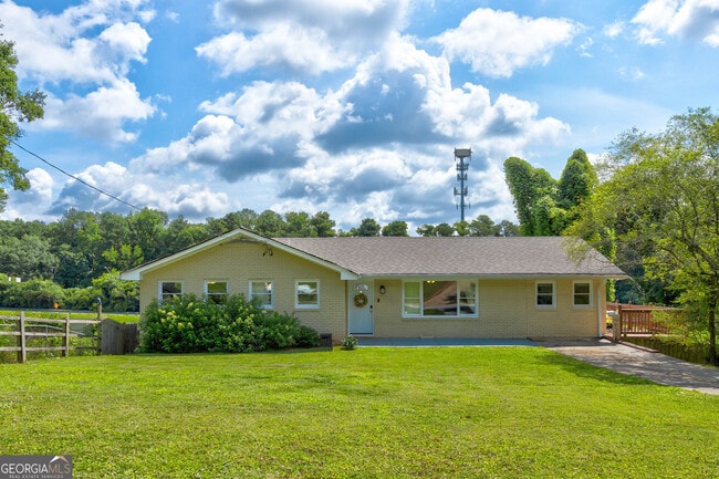 property at 1848 Winthrop Dr SE