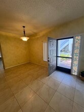 1709 Lake Cypress Dr in Safety Harbor, FL - Building Photo - Building Photo