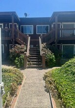8151 Camino Del Oro in San Diego, CA - Building Photo - Building Photo