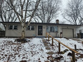 1121 Debra Ln in Madison, WI - Building Photo