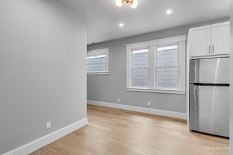 275 Dolores St in San Francisco, CA - Building Photo - Building Photo
