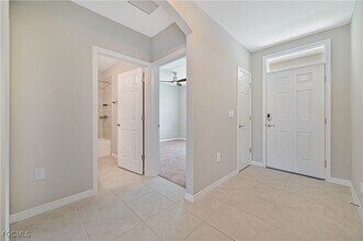 2985 Birchin Ln in Ft. Myers, FL - Building Photo - Building Photo