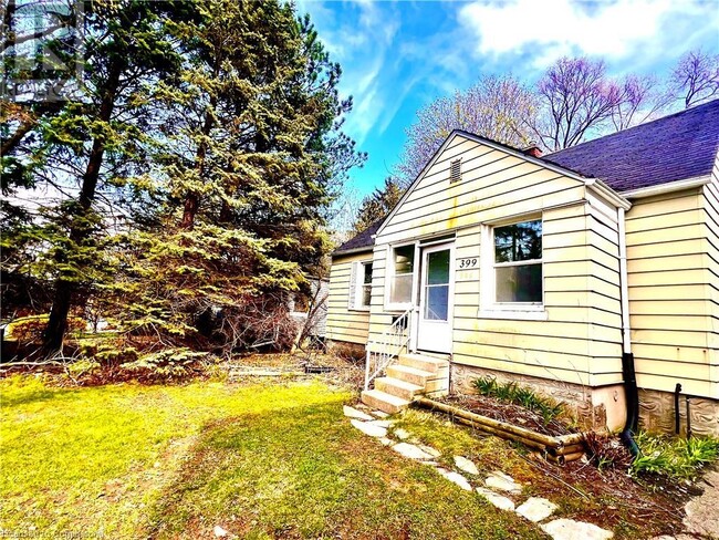 399 Erb St. W
