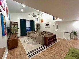 3010 Commerce St in Houston, TX - Building Photo