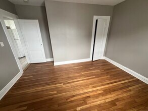 389 Hawley Ave in Bridgeport, CT - Building Photo - Building Photo