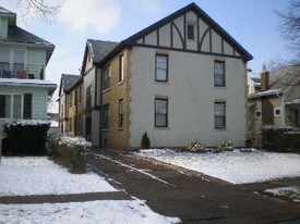 Crestwood Arms in Buffalo, NY - Building Photo