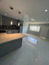 4660 Kester Ave in Los Angeles, CA - Building Photo - Building Photo