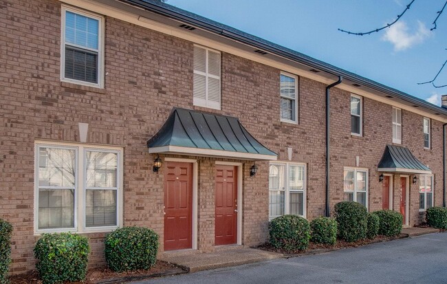 property at 3315 Fairmont Dr