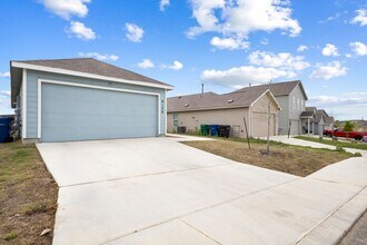9126 Selene Pl in San Antonio, TX - Building Photo - Building Photo