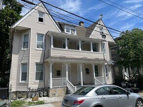 418 Atlantic St in Bridgeport, CT - Foto de edificio - Building Photo