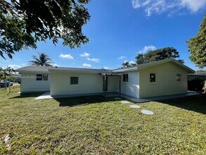 4421 NW 12th Ct in Lauderhill, FL - Building Photo - Building Photo