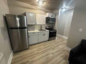 1302 Faraon St in St. Joseph, MO - Building Photo - Building Photo