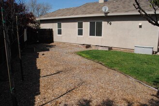 1630 Begonia Ct in Rocklin, CA - Building Photo - Building Photo