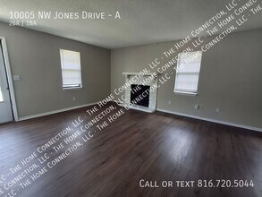 10005 NW Jones Dr in Kansas City, MO - Building Photo - Building Photo