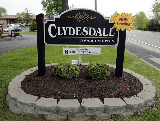 Clydesdale Apartments in Affton, MO - Foto de edificio - Building Photo