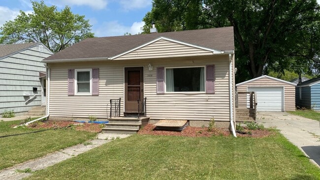 property at 2616 6th Ave N