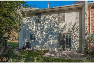250 Cleveland Rd in Athens, GA - Building Photo - Building Photo