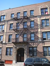 35-20 97th St in Flushing, NY - Building Photo - Building Photo