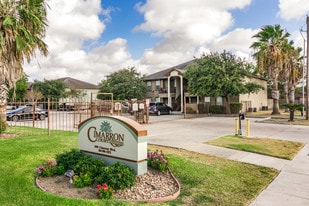 Cimarron Court in Corpus Christi, TX - Building Photo