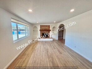 201 E Lawton St in Tucson, AZ - Building Photo - Building Photo