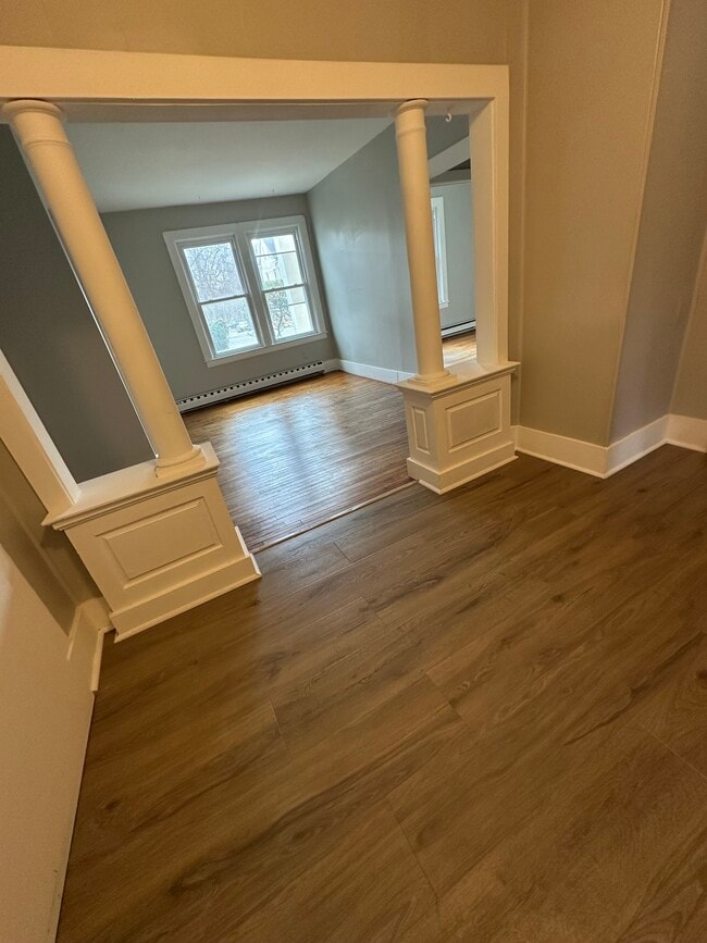 61 Main St, Unit 61D in Somers, CT - Building Photo - Building Photo