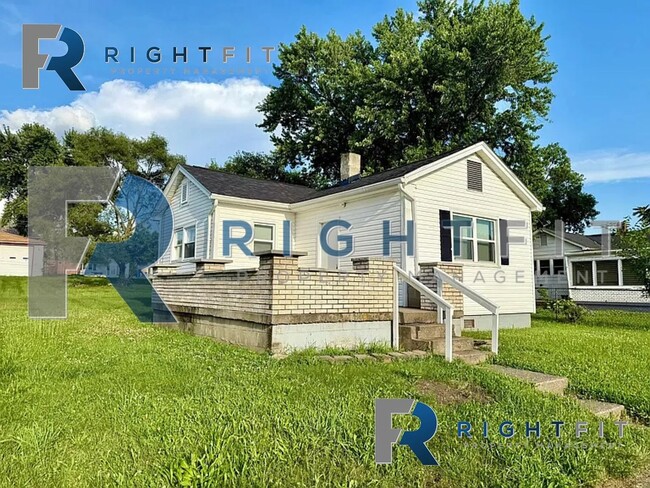 1211 Lind St in Middletown, OH - Building Photo - Building Photo