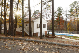 Richmond Hills in Raleigh, NC - Building Photo - Building Photo