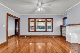 2101 Elbur Ave in Lakewood, OH - Building Photo - Building Photo