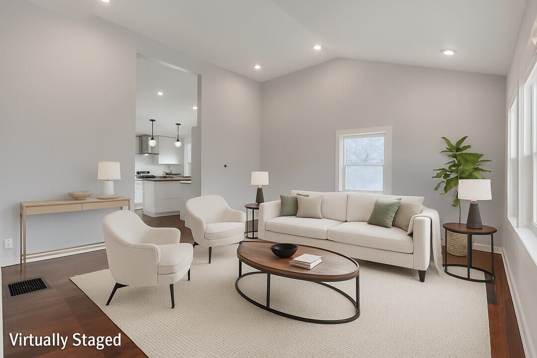 960 College Ave in Columbus, OH - Building Photo