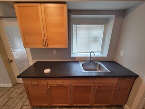 20 Warwick St, Unit 4 in New Haven, CT - Foto de edificio - Building Photo