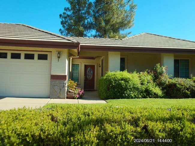 property at 1325 Jamie Dr