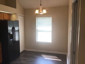 6037 Scenic Meadow Ln in Jacksonville, FL - Building Photo - Building Photo