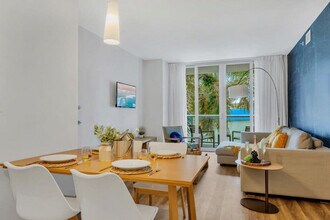 2602 E Hallandale Beach Blvd, Unit SI ID1227292P in Hallandale Beach, FL - Building Photo - Building Photo