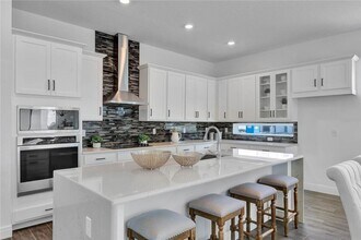13640 McMillan Dr in Orlando, FL - Foto de edificio - Building Photo