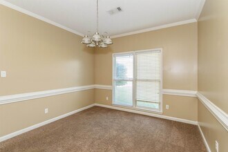 2056 Milbrey St in Memphis, TN - Foto de edificio - Building Photo