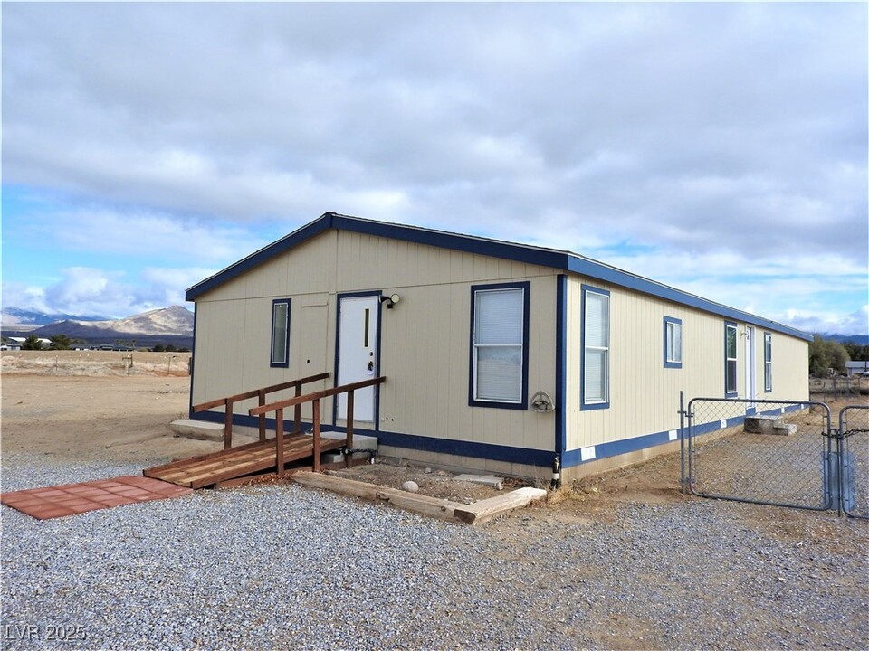 4710 E Manse Rd in Pahrump, NV - Building Photo