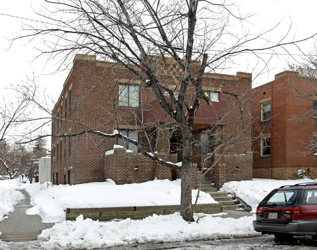 Crown Apartments in Denver, CO - Foto de edificio - Building Photo