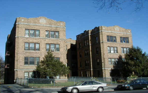 470 Park Ave in East Orange, NJ - Building Photo - Building Photo