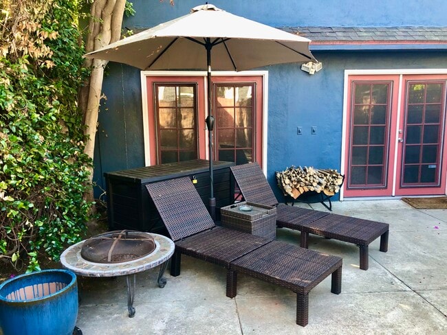 7506 Hampton Ave, Unit 1